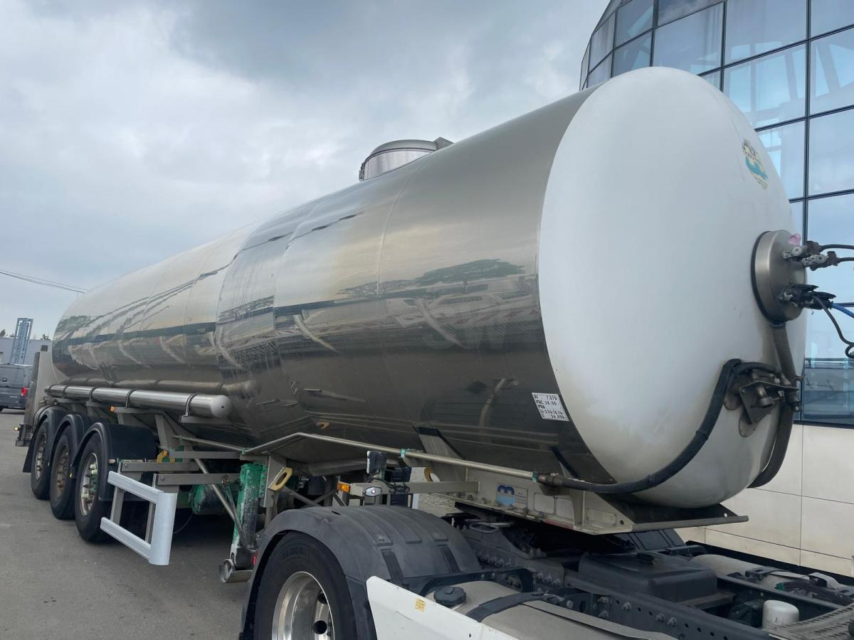 Maisonneuve - Semi-remorque citerne: photos 2 Maisonneuve - Semi-remorque citerne: photos 2