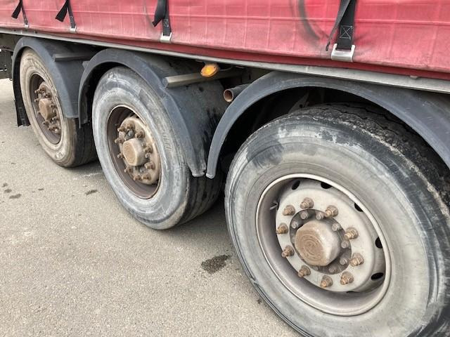 Samro - Semi-remorque rideaux coulissants: photos 4 Samro - Semi-remorque rideaux coulissants: photos 4