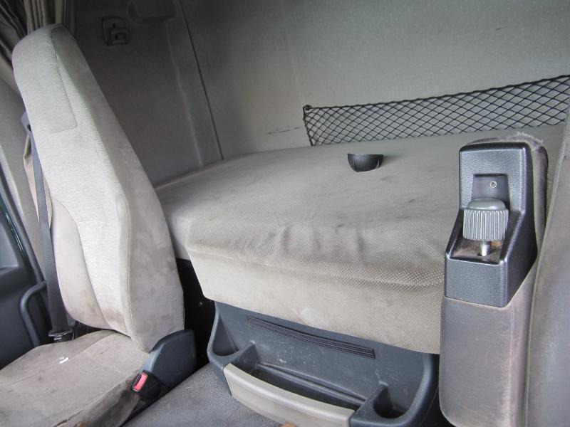 Tracteur routier Renault Premium: photos 11