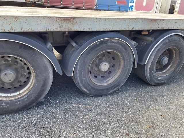 Trailor - Semi-remorque plateau: photos 3 Trailor - Semi-remorque plateau: photos 3