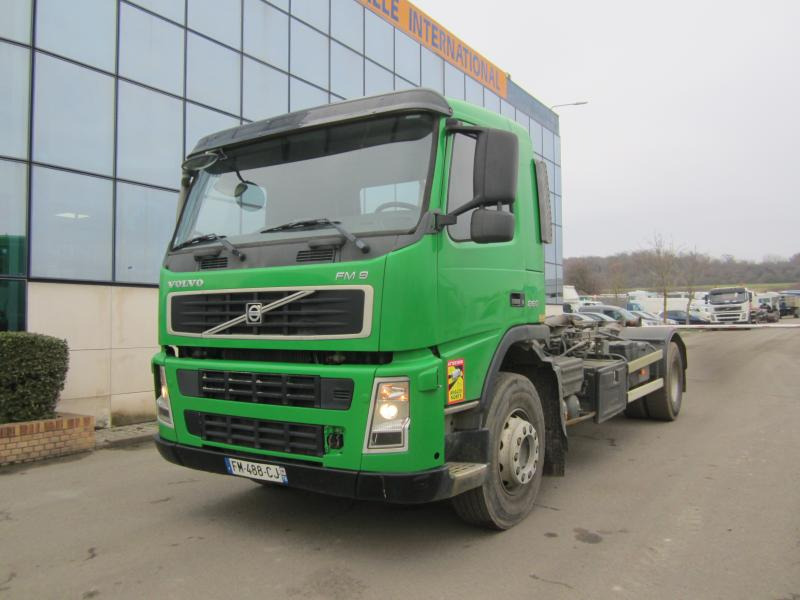 Volvo FM 260 - Camion ampliroll: photos 1 Volvo FM 260 - Camion ampliroll: photos 1