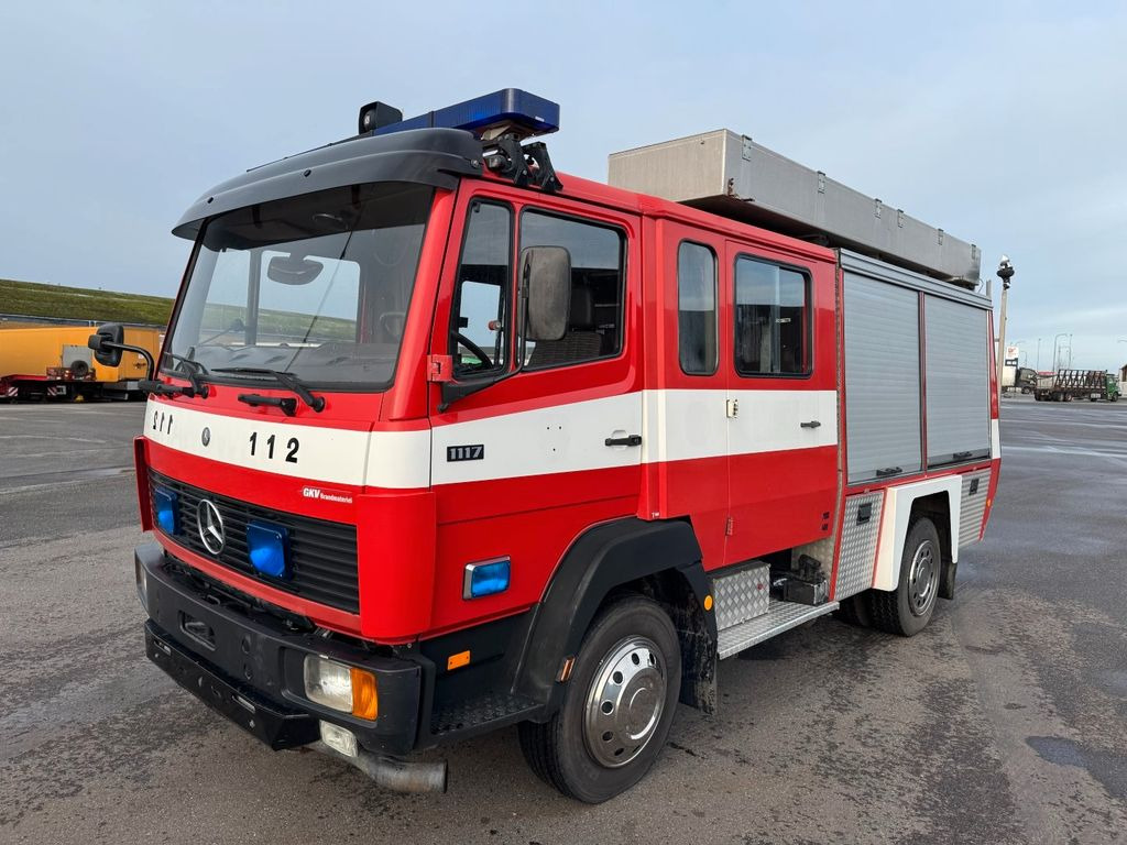 Mercedes-Benz 1117 4x2 Fire truck - Feuerwehr - Tankspritze - Camion: photos 1 Mercedes-Benz 1117 4x2 Fire truck - Feuerwehr - Tankspritze - Camion: photos 1