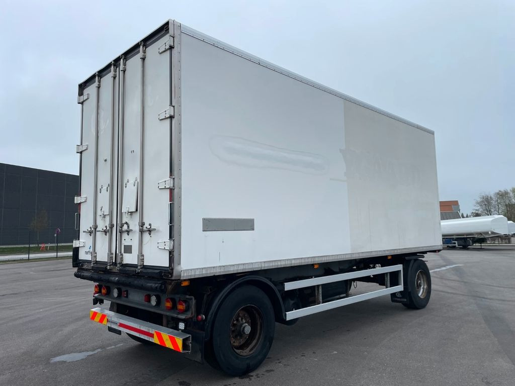 Krone 18 t. 2 axle ThermoKing SL-200e Krone 18 t. 2 axle ThermoKing SL-200e - Remorque frigorifique: photos 3 Krone 18 t. 2 axle ThermoKing SL-200e Krone 18 t. 2 axle ThermoKing SL-200e - Remorque frigorifique: photos 3