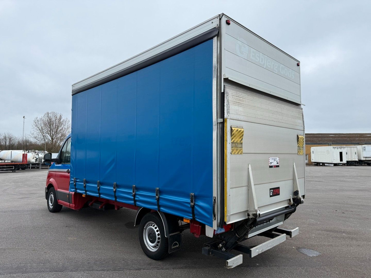 MAN TGE 2.0 TDI 3.180 Plane - Automat - Zepro - AC - Utilitaire rideaux coulissants (PLSC): photos 4 MAN TGE 2.0 TDI 3.180 Plane - Automat - Zepro - AC - Utilitaire rideaux coulissants (PLSC): photos 4