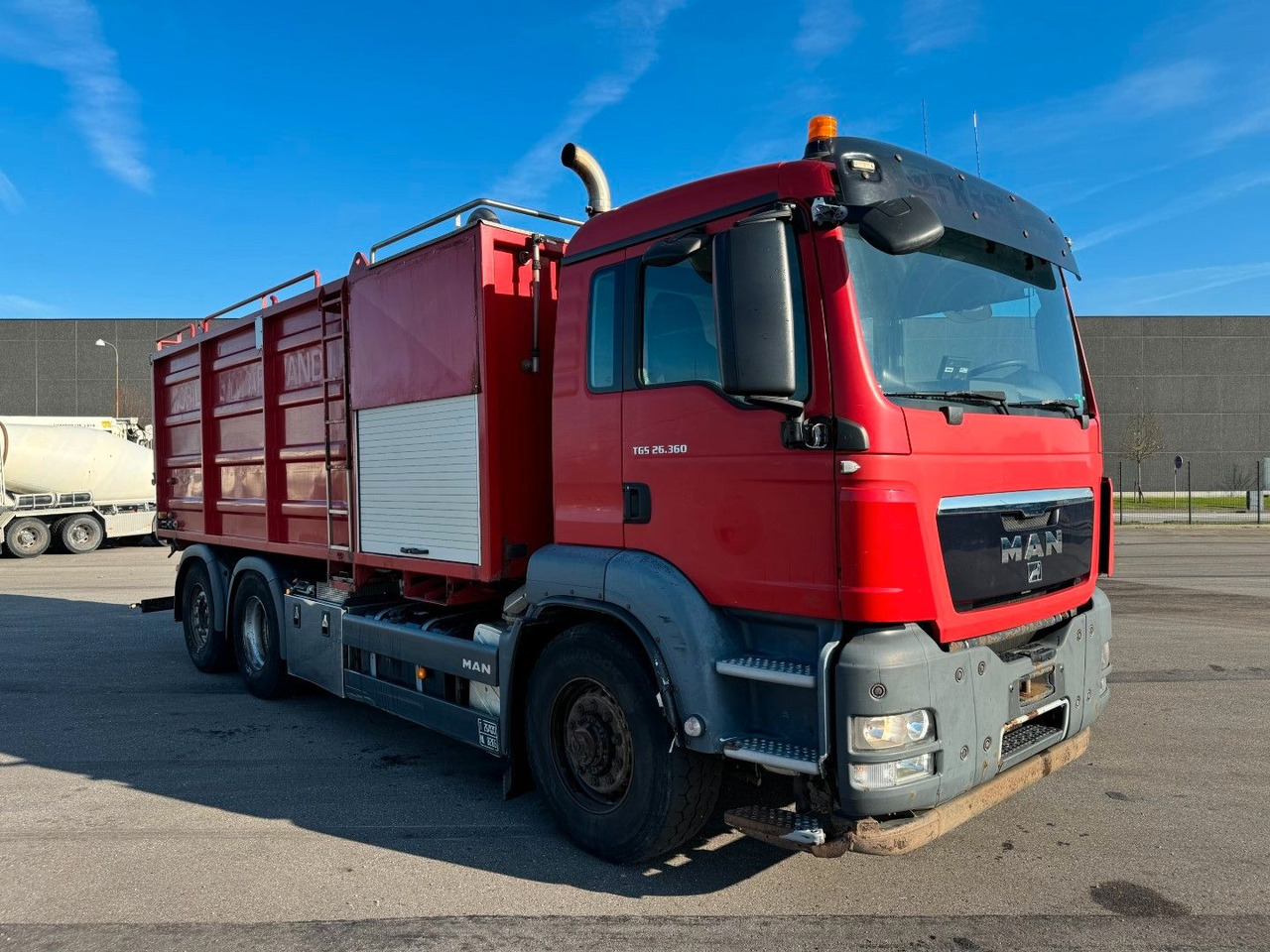 MAN TGS 26.360 6x4H*4 Simon Moos KSA MAN TGS 26.360 6x4H*4 Simon Moos KSA VacuDrain - Camion hydrocureur: photos 3 MAN TGS 26.360 6x4H*4 Simon Moos KSA MAN TGS 26.360 6x4H*4 Simon Moos KSA VacuDrain - Camion hydrocureur: photos 3