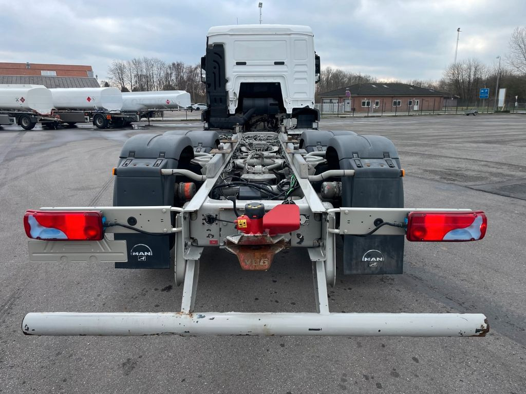 MAN TGS 26.440 6x2*4 ADR Fahrgestell Euro 6 MAN TGS 26.440 6x2*4 ADR Fahrgestell Euro 6 - Châssis cabine: photos 5 MAN TGS 26.440 6x2*4 ADR Fahrgestell Euro 6 MAN TGS 26.440 6x2*4 ADR Fahrgestell Euro 6 - Châssis cabine: photos 5