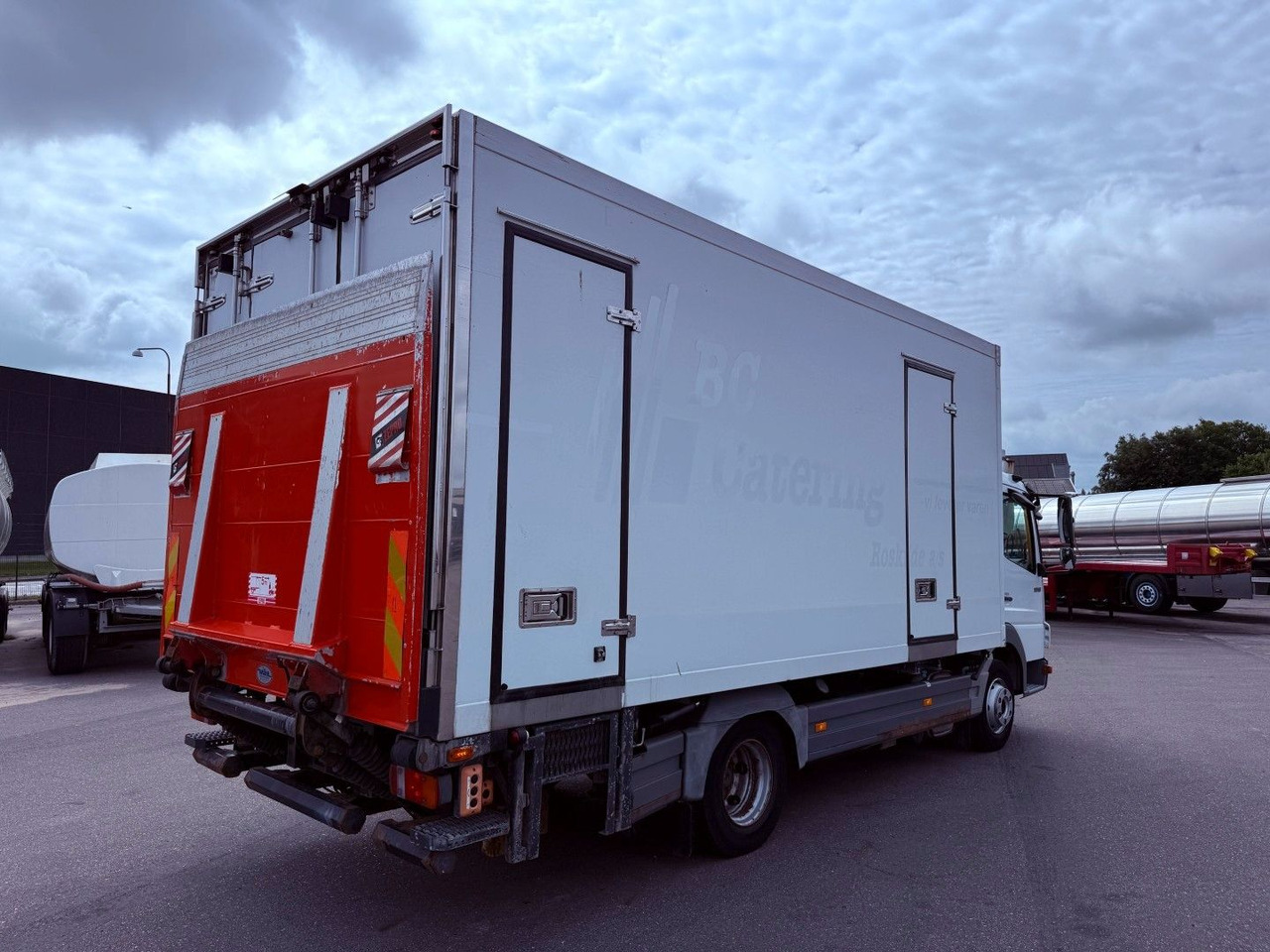 Mercedes-Benz Atego 1018 4x2 Carrier Supra 750 Mt - Camion frigorifique: photos 3 Mercedes-Benz Atego 1018 4x2 Carrier Supra 750 Mt - Camion frigorifique: photos 3