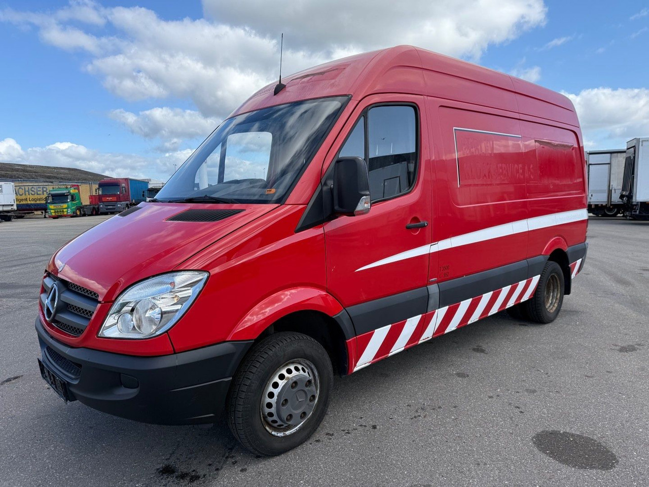 Mercedes-Benz CDI Rioned High Pressure - Camion hydrocureur: photos 2 Mercedes-Benz CDI Rioned High Pressure - Camion hydrocureur: photos 2