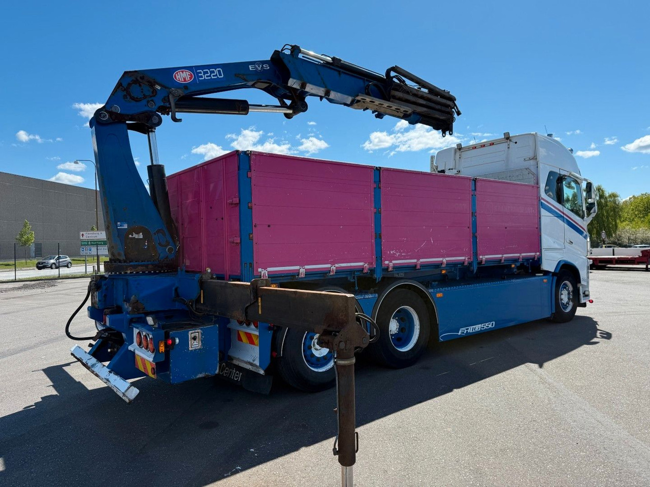 Volvo FH 16.550 6x24 / Crane HMF 3220K4 Euro 6 - Camion grue: photos 4 Volvo FH 16.550 6x24 / Crane HMF 3220K4 Euro 6 - Camion grue: photos 4