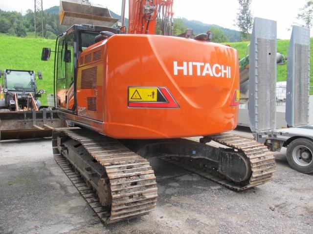 Hitachi ZX225USRLC 7 - Pelle sur chenille: photos 1 Hitachi ZX225USRLC 7 - Pelle sur chenille: photos 1