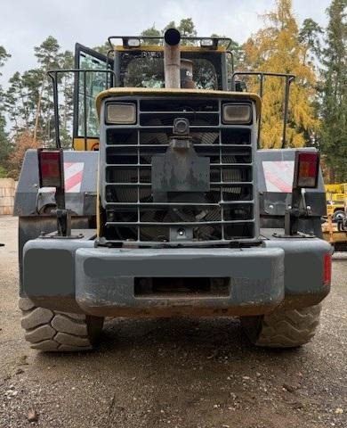 Komatsu WA380-6 - Chargeuse sur pneus: photos 3 Komatsu WA380-6 - Chargeuse sur pneus: photos 3