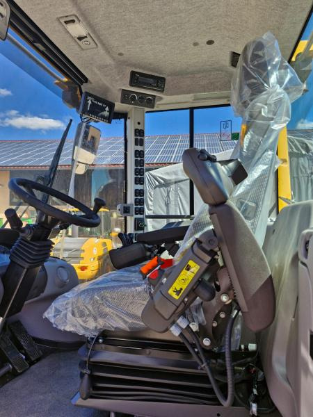 Volvo L90H - Chargeuse sur pneus: photos 5 Volvo L90H - Chargeuse sur pneus: photos 5