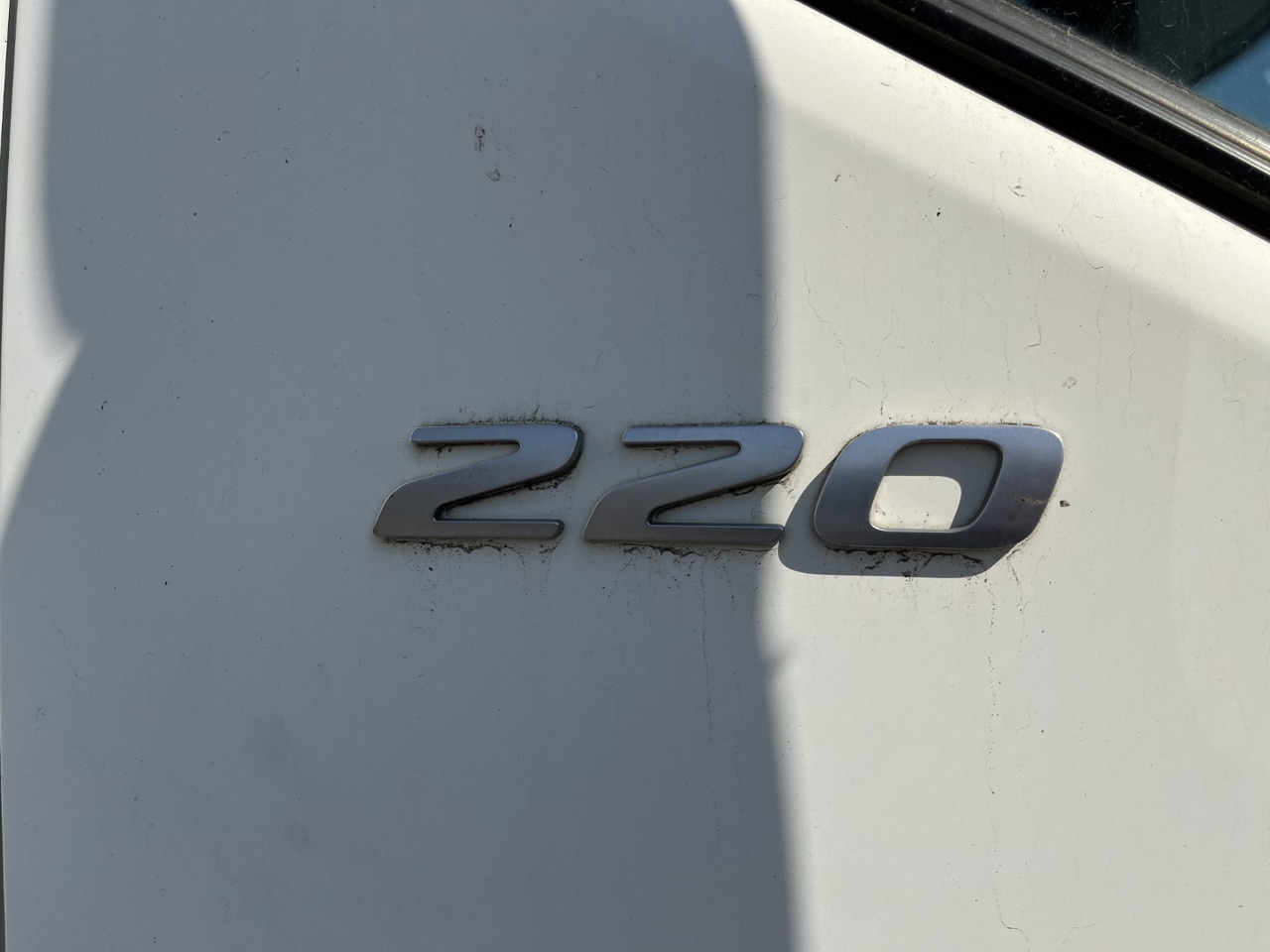 DAF LF 220 - Camion à rideaux coulissants: photos 4 DAF LF 220 - Camion à rideaux coulissants: photos 4