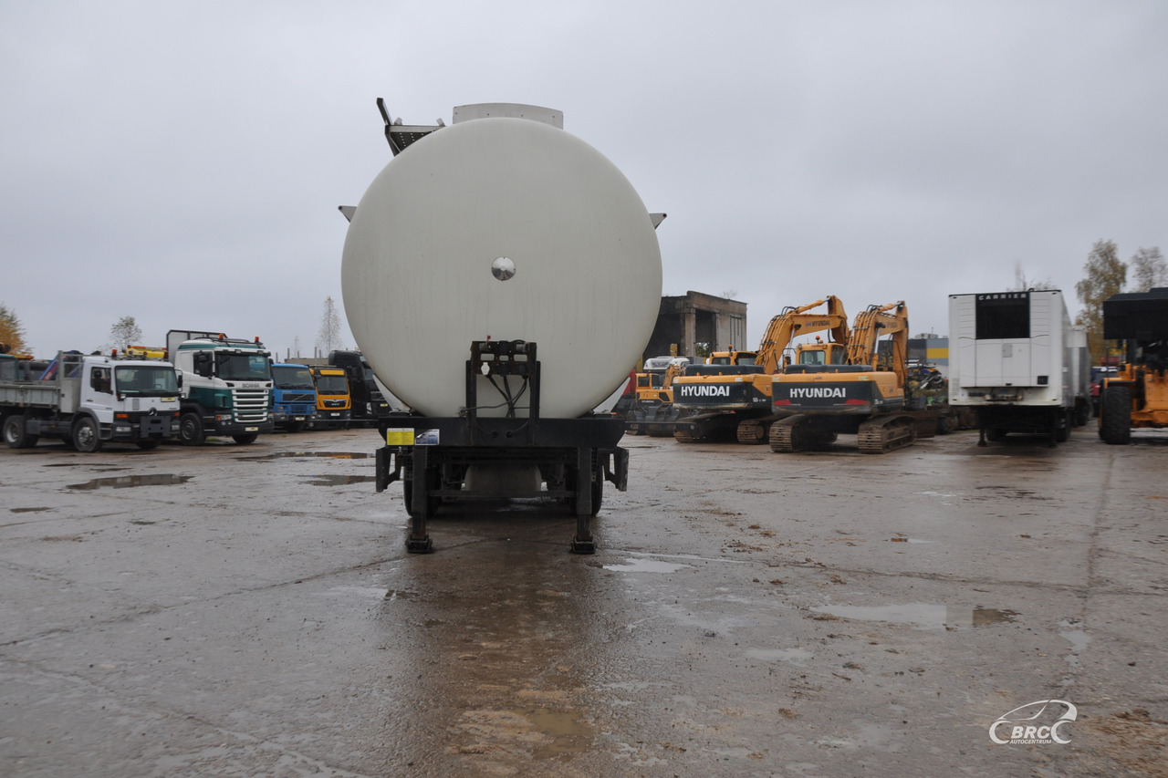 Berger SAPL 24 - Semi-remorque citerne: photos 3 Berger SAPL 24 - Semi-remorque citerne: photos 3