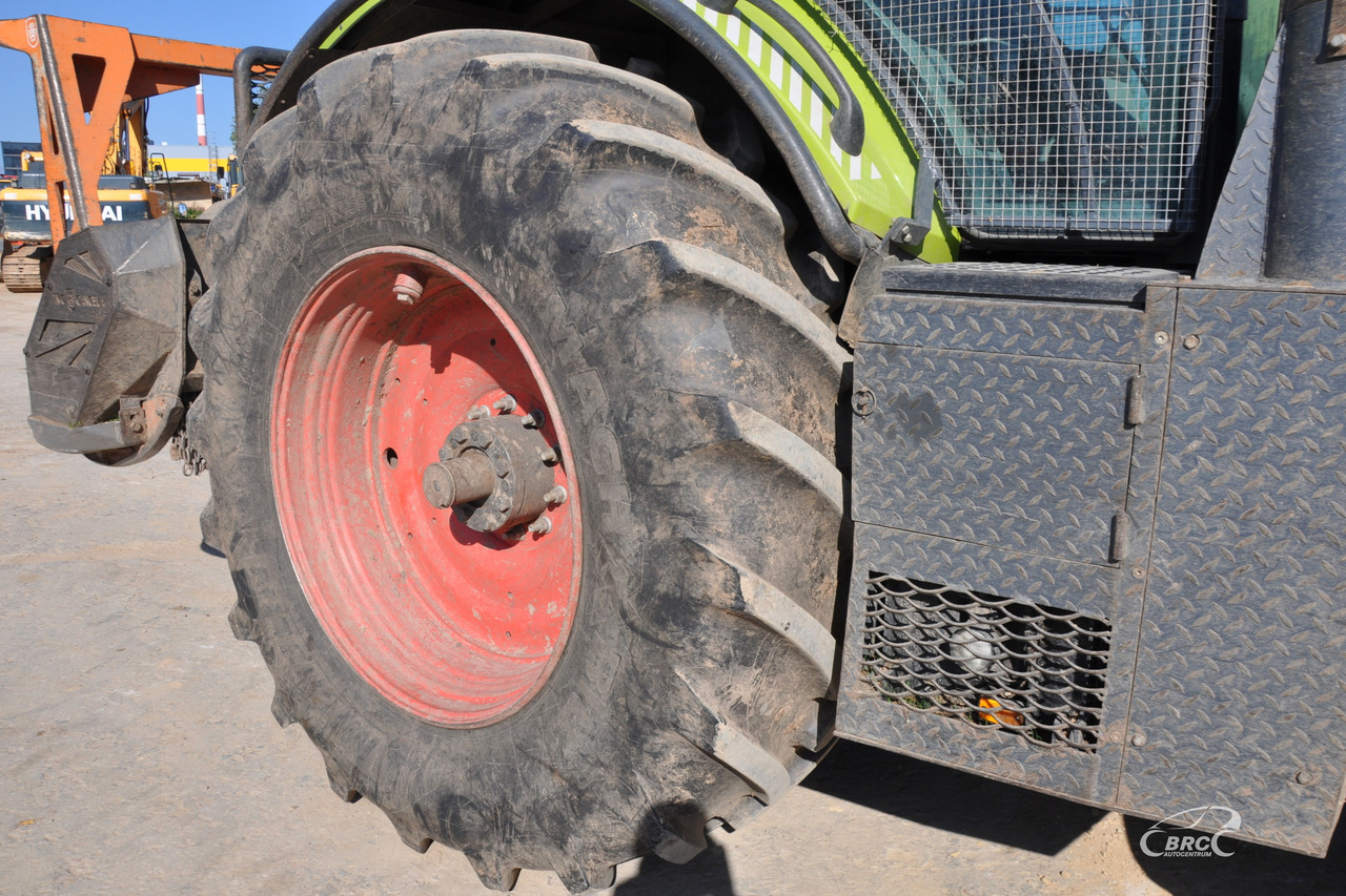Tracteur agricole Claas Axion 870: photos 7