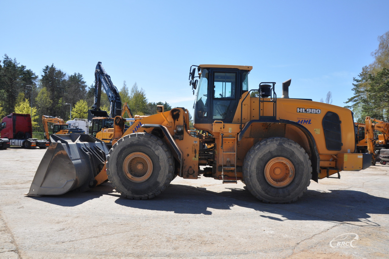 Hyundai HL980 - Chargeuse sur pneus: photos 3 Hyundai HL980 - Chargeuse sur pneus: photos 3