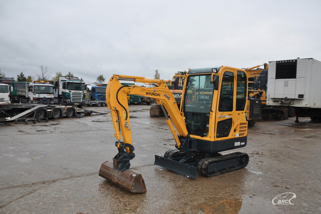 Hyundai R18-9AK - Mini pelle: photos 1 Hyundai R18-9AK - Mini pelle: photos 1