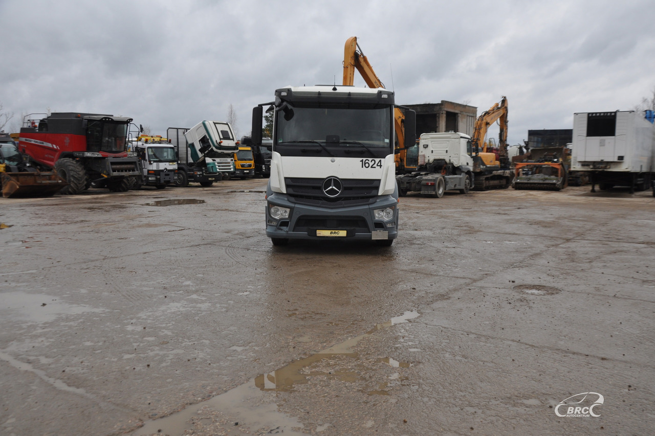 Mercedes-Benz Actros - Tracteur routier: photos 3 Mercedes-Benz Actros - Tracteur routier: photos 3
