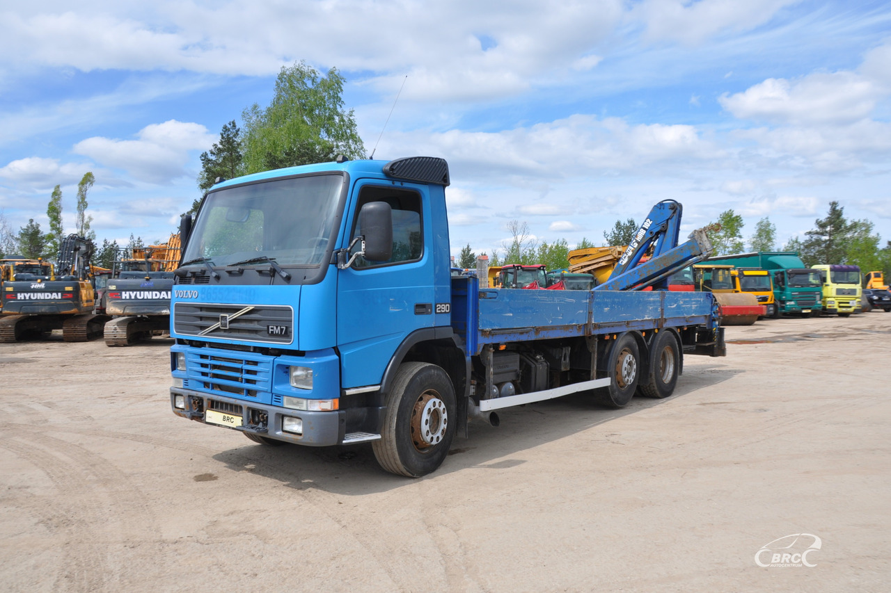 Volvo FM7 - Camion plateau: photos 1 Volvo FM7 - Camion plateau: photos 1