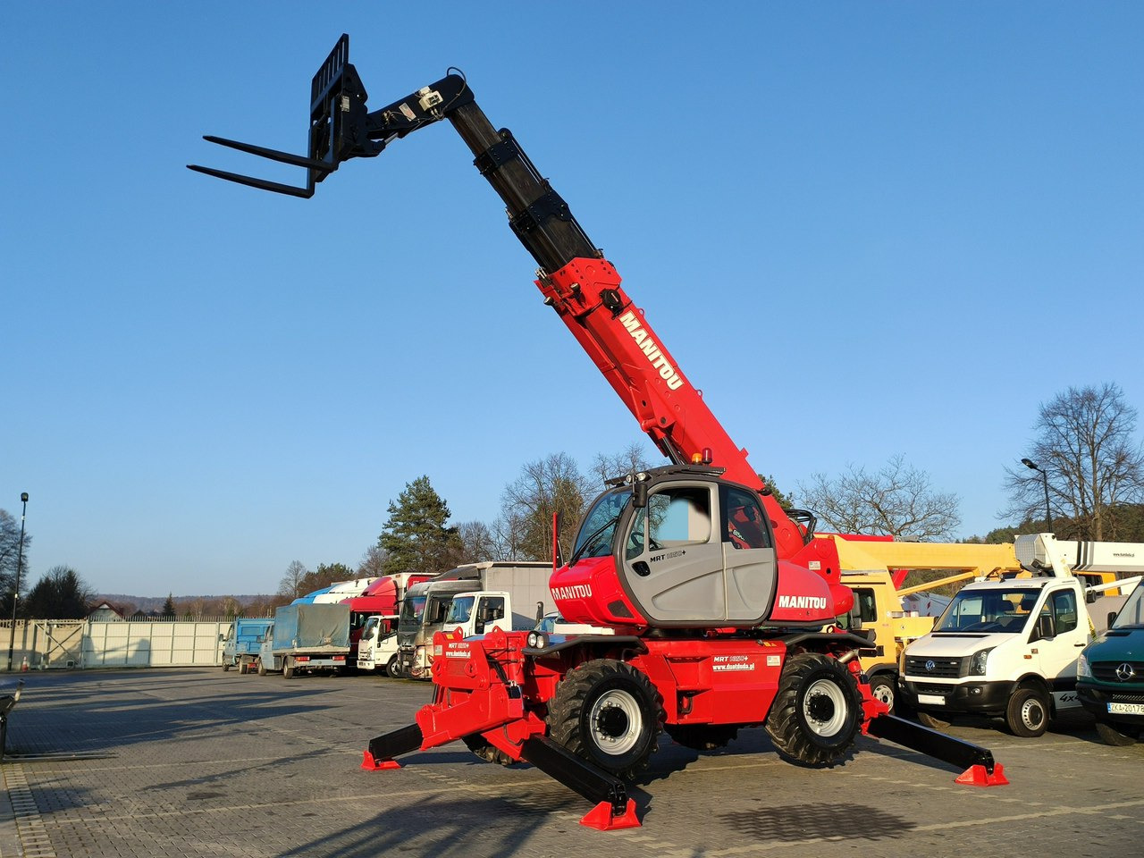 Manitou MRT1850 ROTO Teleskopowa Obrotowa 2150,2140,2540 - Autre matériel: photos 2 Manitou MRT1850 ROTO Teleskopowa Obrotowa 2150,2140,2540 - Autre matériel: photos 2