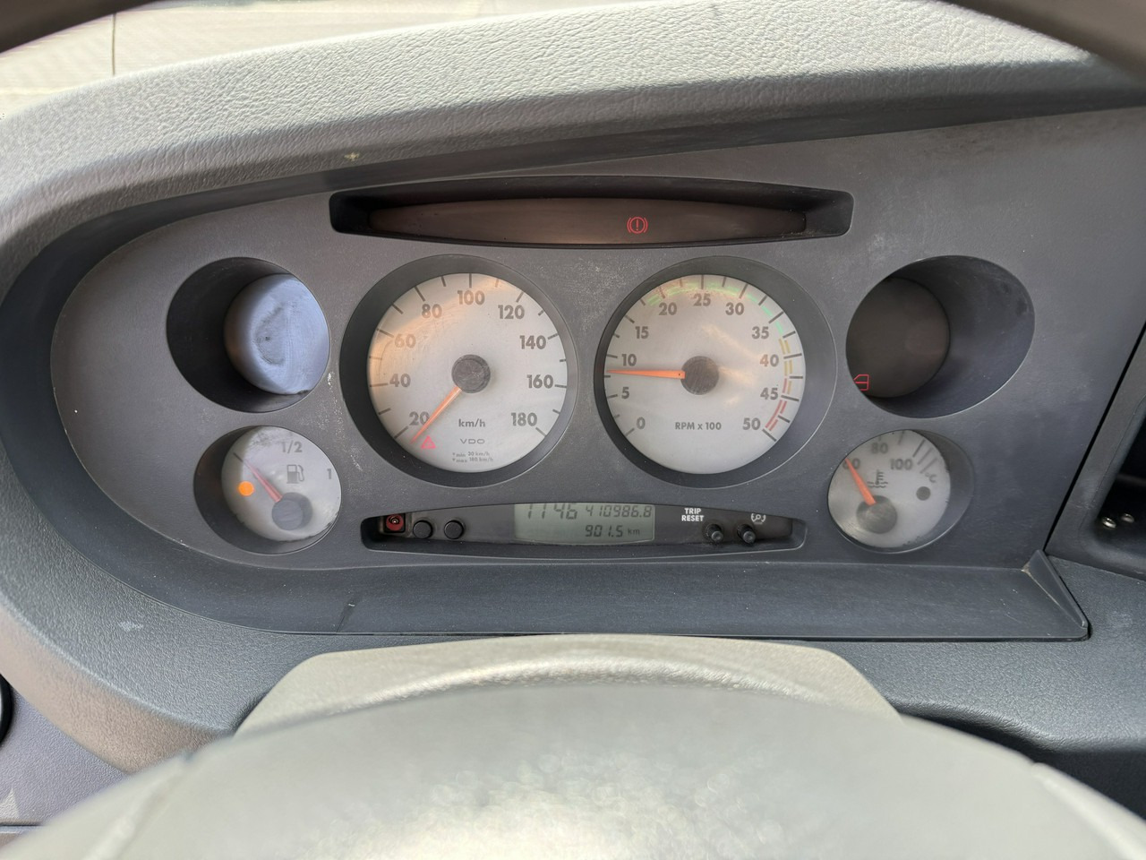 Remorqueuse Iveco Daily: photos 23 Remorqueuse Iveco Daily: photos 23