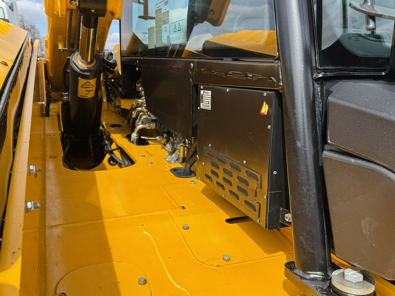 Chariot télescopique JCB 531-70 Stage V Klimatyzacja Sterowanie Joystick na GWARANCJI !!!: photos 8 Chariot télescopique JCB 531-70 Stage V Klimatyzacja Sterowanie Joystick na GWARANCJI !!!: photos 8