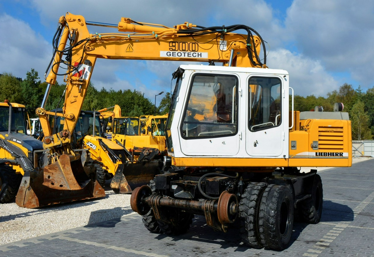 Liebherr A 900 ZW Litronic Koparka + Kolej - Pelle sur pneus: photos 3 Liebherr A 900 ZW Litronic Koparka + Kolej - Pelle sur pneus: photos 3