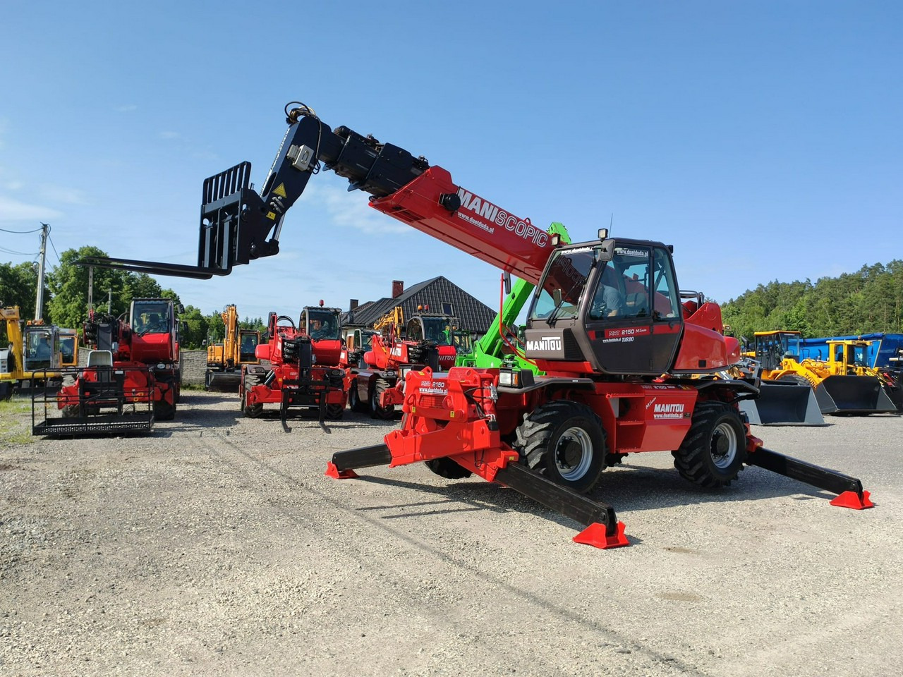 Manitou MRT 2150 ROTO Ładowarka Teleskopowa Obrotowa 2550 1850 1840 - Chariot télescopique: photos 1 Manitou MRT 2150 ROTO Ładowarka Teleskopowa Obrotowa 2550 1850 1840 - Chariot télescopique: photos 1