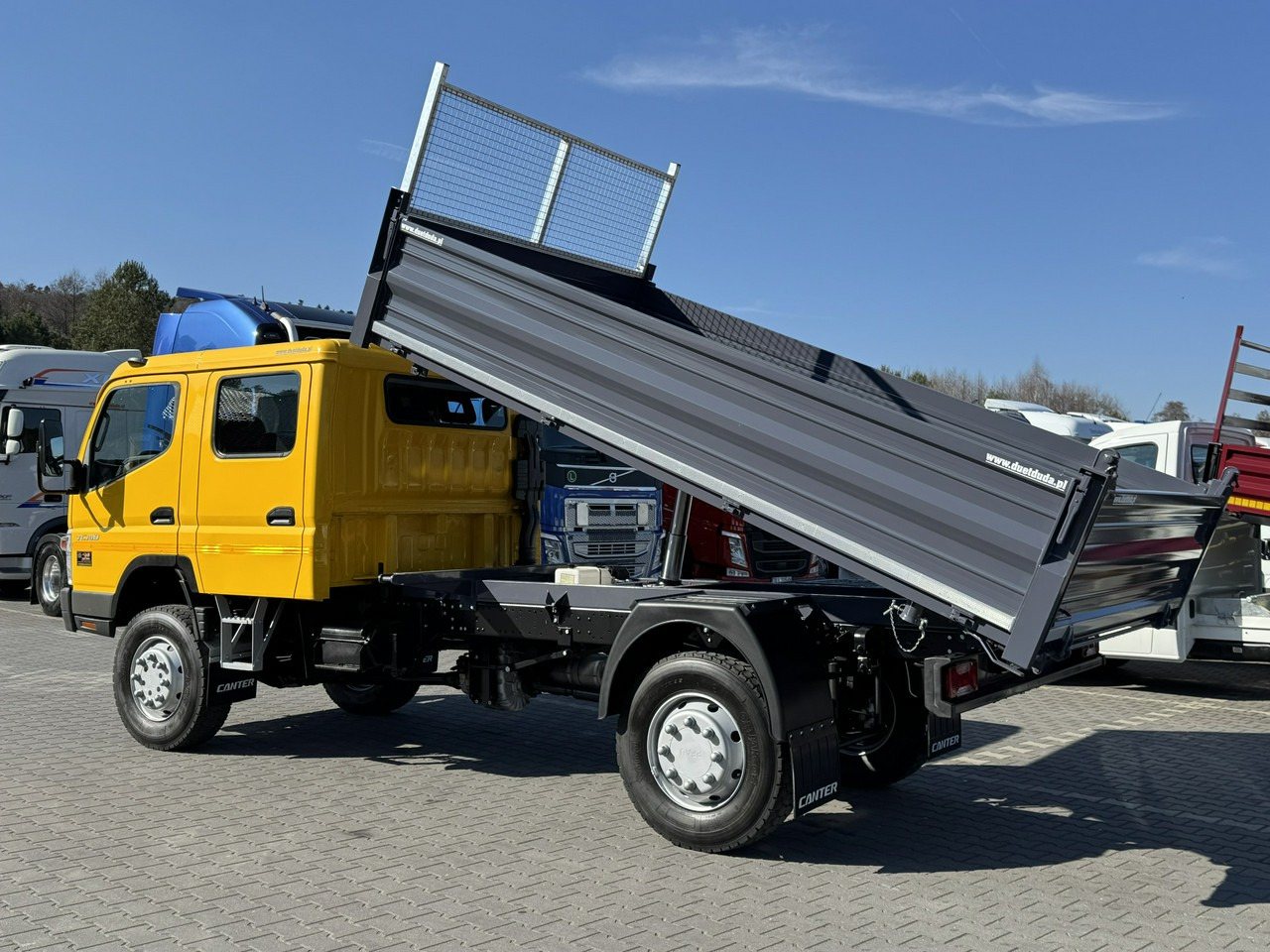 Camion benne Mitsubishi Canter Fuso 4x4 17C18D 4.9/180KM Wywrotka 3-stronna: photos 14