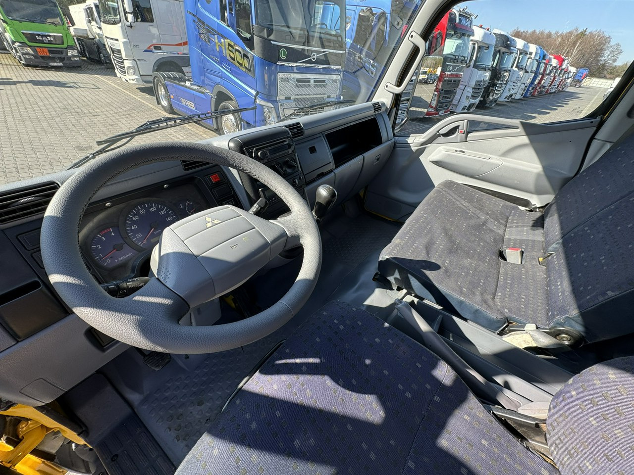 Camion benne Mitsubishi Canter Fuso 4x4 17C18D 4.9/180KM Wywrotka 3-stronna: photos 23