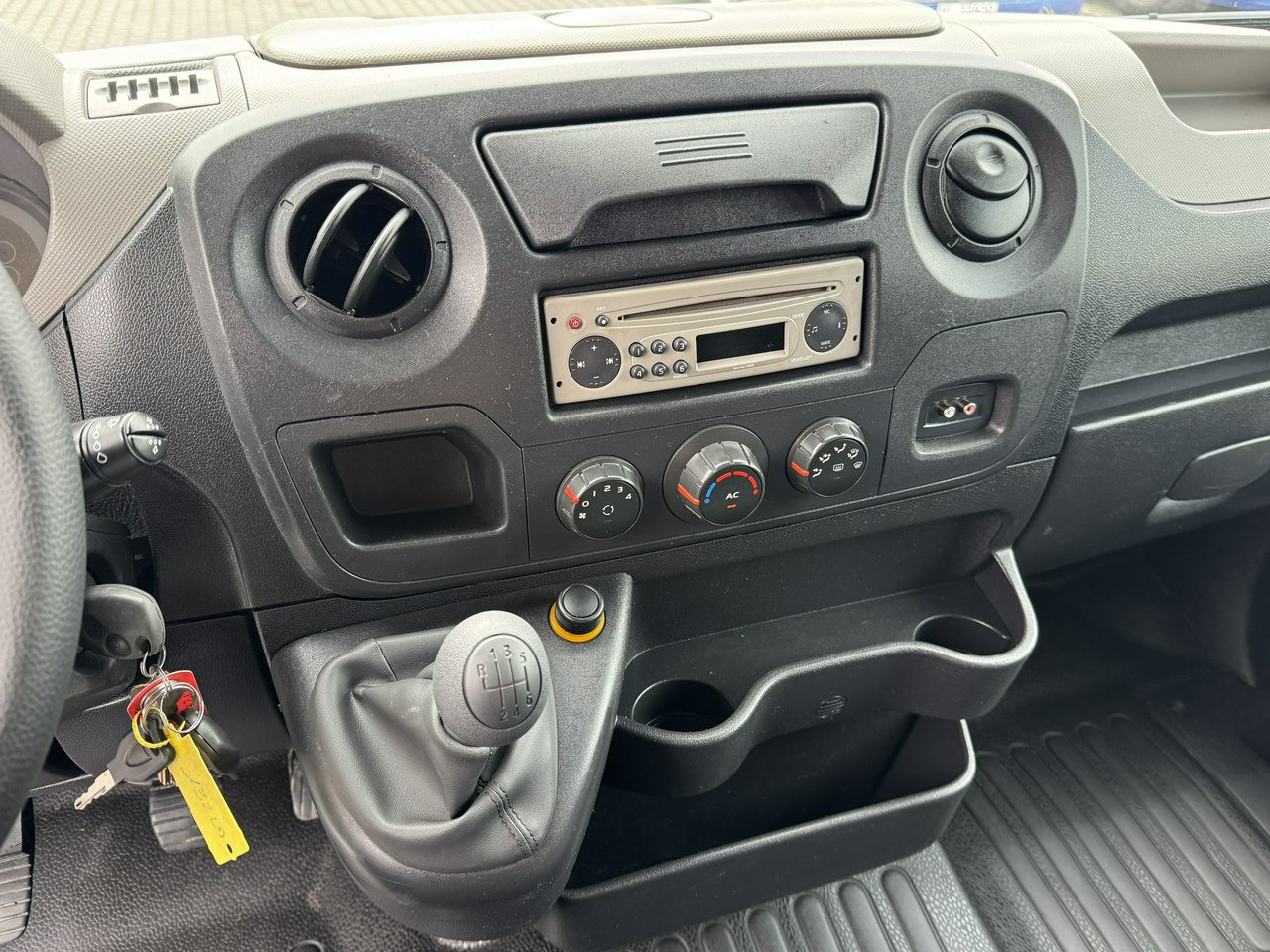 Utilitaire benne Renault Master: photos 28