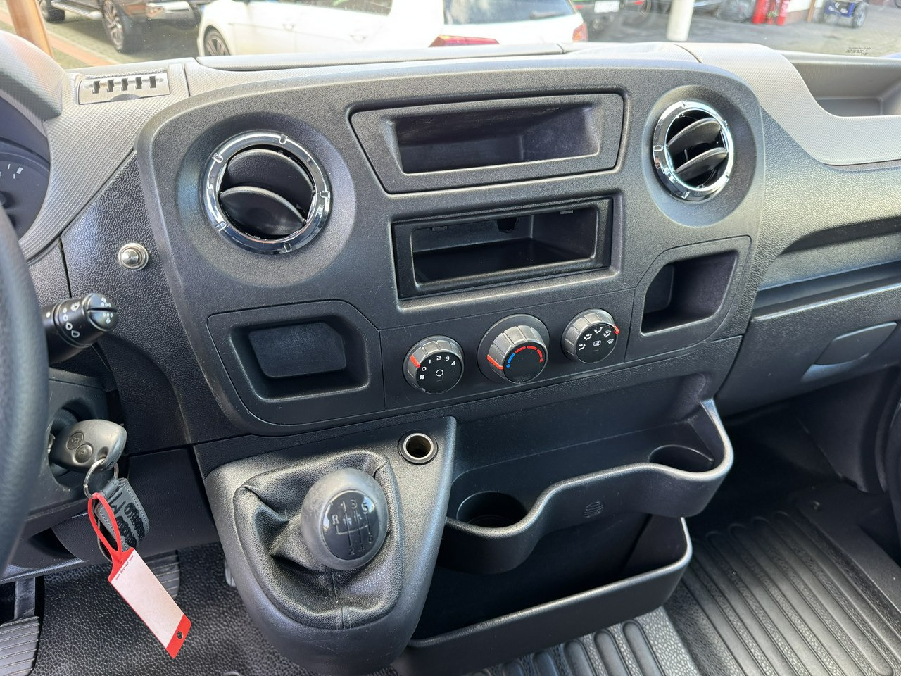 Utilitaire benne Renault Master: photos 23
