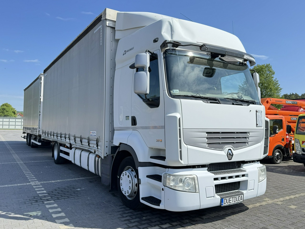 Renault Premium 380 DXi Euro 5 Firana 19 Palet Dach Zsuwany 18ton DMC - Camion à rideaux coulissants: photos 4 Renault Premium 380 DXi Euro 5 Firana 19 Palet Dach Zsuwany 18ton DMC - Camion à rideaux coulissants: photos 4