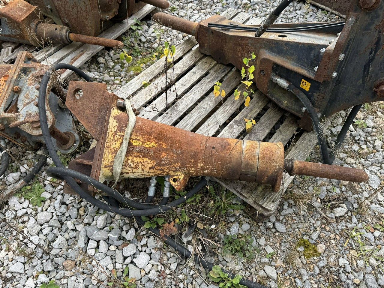 Inny Socomec DMS310 Młot Wyburzeniowy Mało Używany !!! - Marteau hydraulique pour Engins de chantier: photos 5 Inny Socomec DMS310 Młot Wyburzeniowy Mało Używany !!! - Marteau hydraulique pour Engins de chantier: photos 5