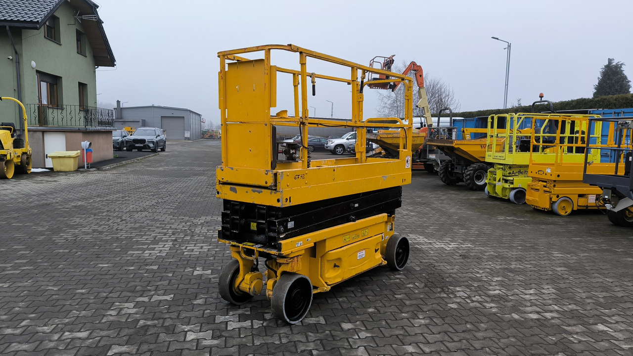 JLG 2030 ES - Nacelle ciseaux: photos 3 JLG 2030 ES - Nacelle ciseaux: photos 3