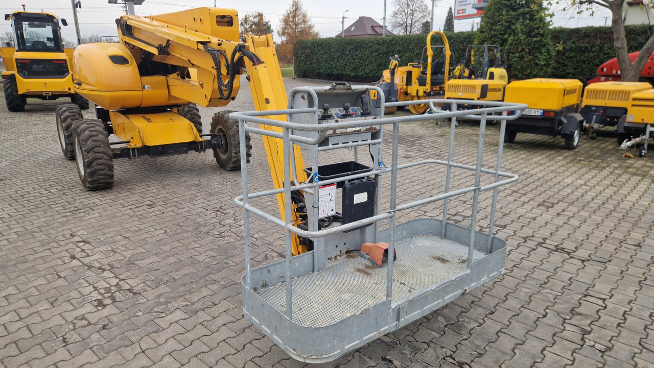 MANITOU 180 ATJ E3 - Nacelle articulée: photos 5 MANITOU 180 ATJ E3 - Nacelle articulée: photos 5