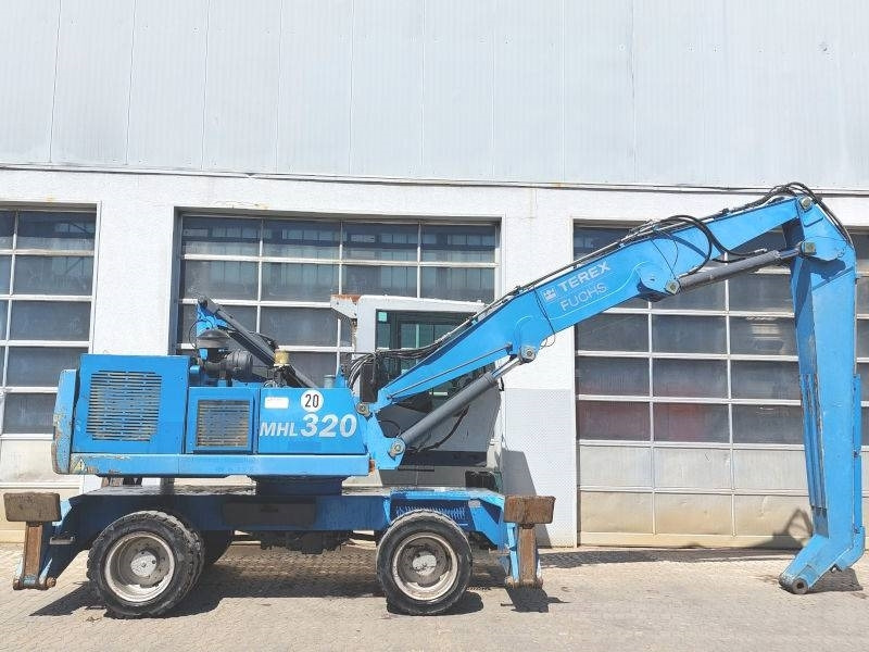 Fuchs MHL 320 - Pelle de manutention: photos 4 Fuchs MHL 320 - Pelle de manutention: photos 4