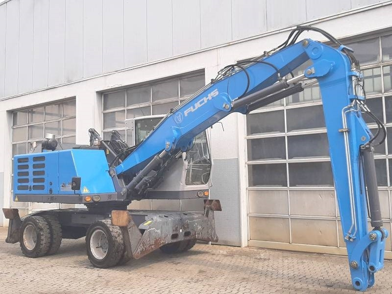 Fuchs MHL 320 F - Pelle de manutention: photos 4 Fuchs MHL 320 F - Pelle de manutention: photos 4