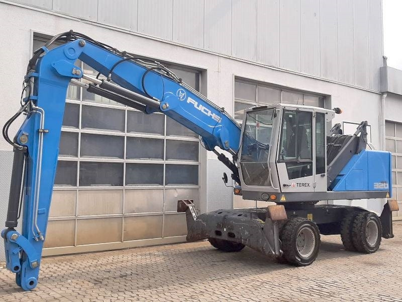 Fuchs MHL 320 F - Pelle de manutention: photos 2 Fuchs MHL 320 F - Pelle de manutention: photos 2