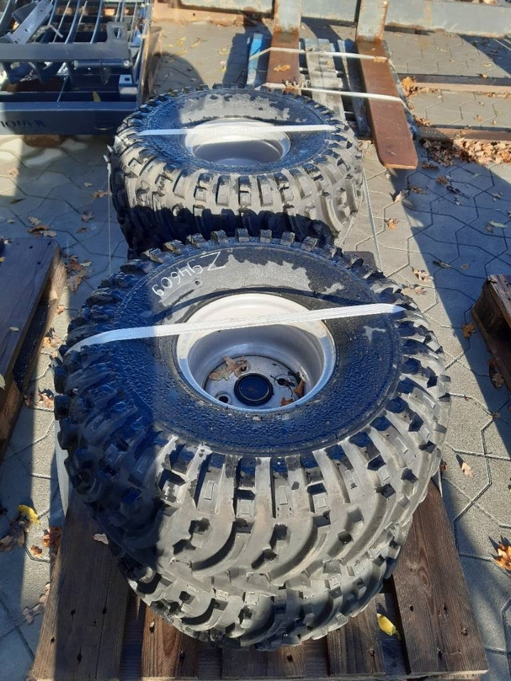 GiANT Reifensatz SK201D 22x11-8 - Pneu pour Engins de chantier: photos 4 GiANT Reifensatz SK201D 22x11-8 - Pneu pour Engins de chantier: photos 4