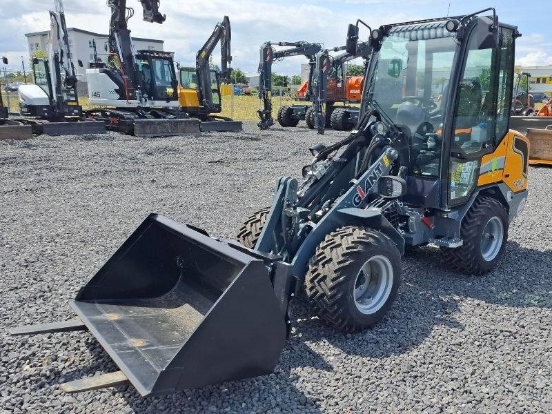 Giant G 2700 E X-Tra Elektro - Mini chargeuse: photos 2 Giant G 2700 E X-Tra Elektro - Mini chargeuse: photos 2