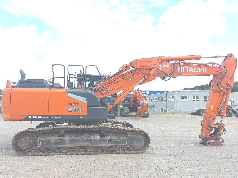 Hitachi ZX 210 LC-7 - Pelle sur chenille: photos 4 Hitachi ZX 210 LC-7 - Pelle sur chenille: photos 4