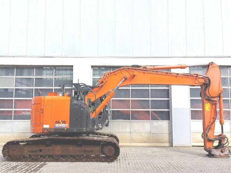 Hitachi ZX 225 US LC-6 - Pelle sur chenille: photos 5 Hitachi ZX 225 US LC-6 - Pelle sur chenille: photos 5