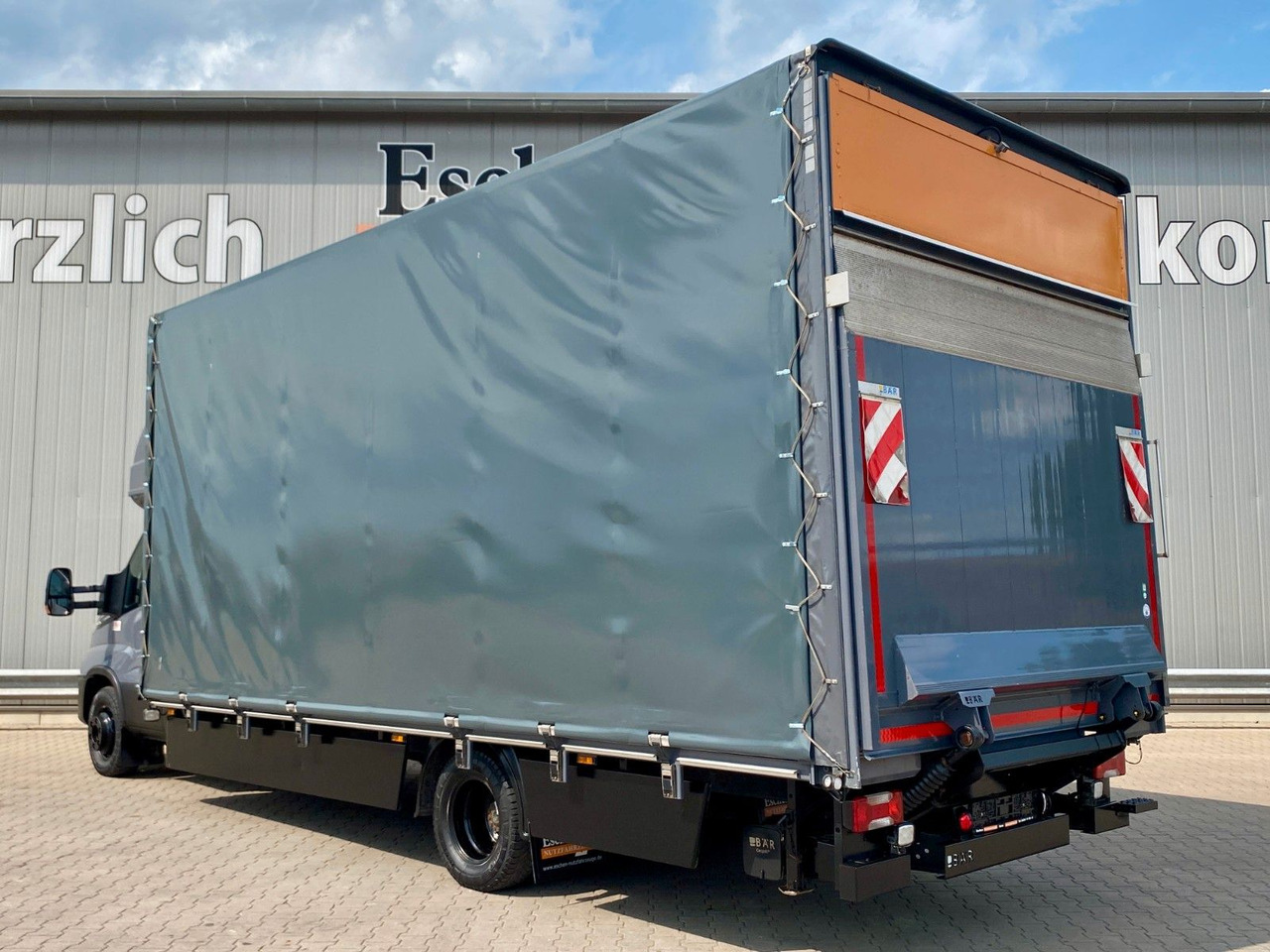 Iveco Daily Hi-Matic 70 C 21 Topsleeper | LBW 1,00to. - Utilitaire rideaux coulissants (PLSC): photos 3 Iveco Daily Hi-Matic 70 C 21 Topsleeper | LBW 1,00to. - Utilitaire rideaux coulissants (PLSC): photos 3