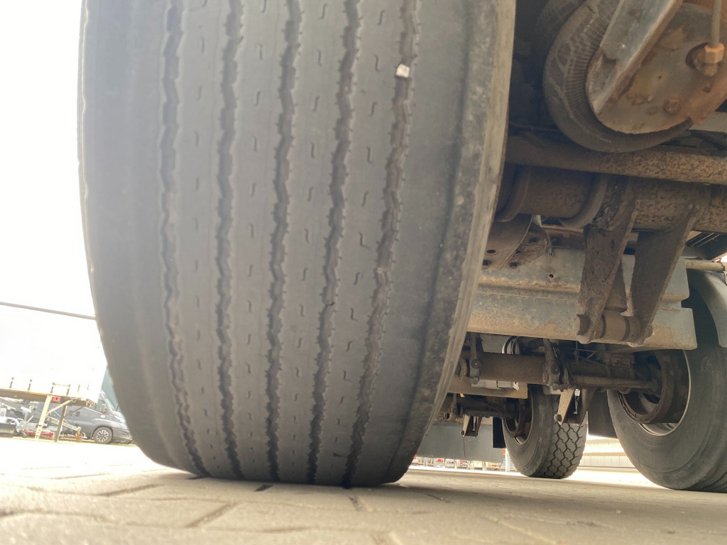 Semi-remorque plateau KWB / Bree Rollkranauflieger: photos 16