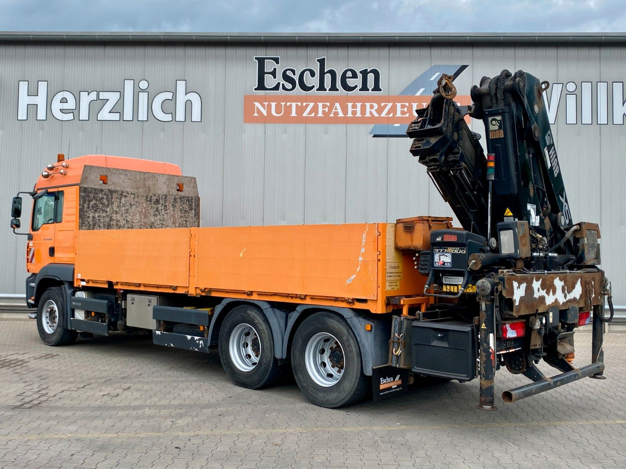 MAN TGA 26.480 6x4 | HIAB 377 EP-4*Funk*Retarder*AHK - Camion plateau, Camion grue: photos 3 MAN TGA 26.480 6x4 | HIAB 377 EP-4*Funk*Retarder*AHK - Camion plateau, Camion grue: photos 3