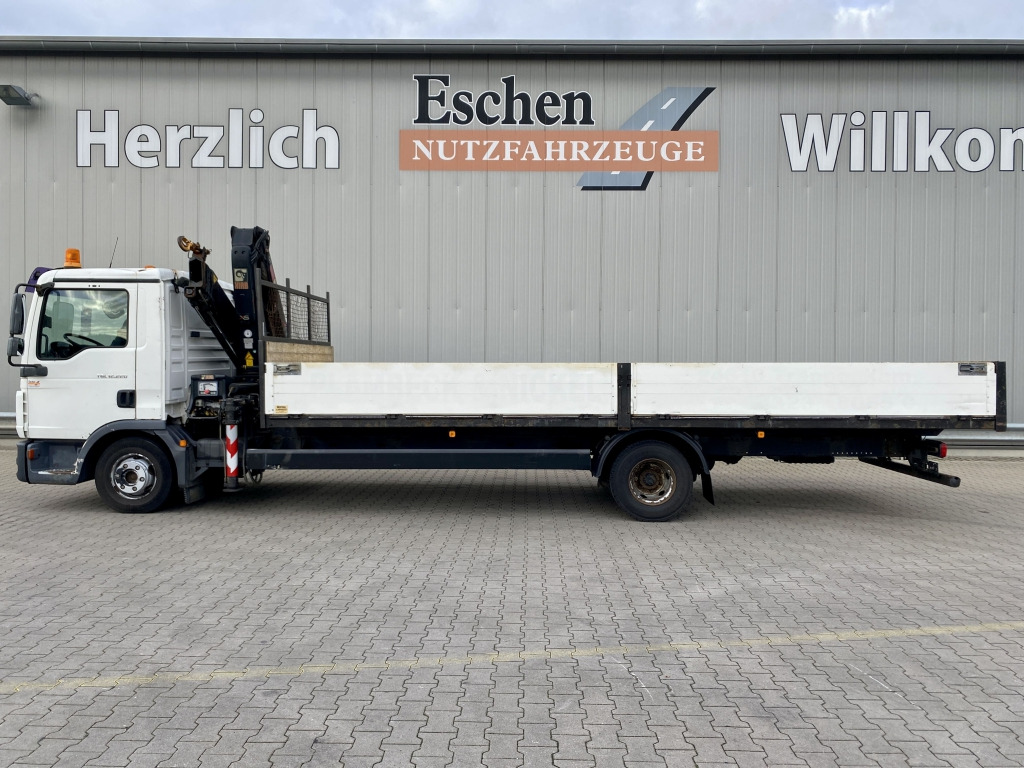 MAN TGL 12.220 4x2 BL / HIAB Faltkran - Camion plateau, Camion grue: photos 2 MAN TGL 12.220 4x2 BL / HIAB Faltkran - Camion plateau, Camion grue: photos 2