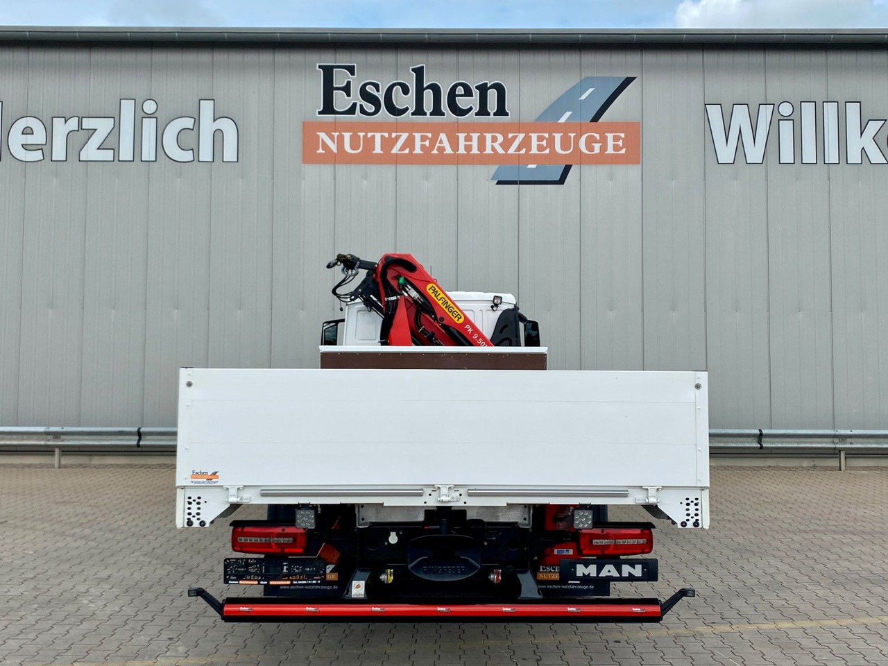 MAN TGL 12.220 | Palfinger PK 9.501*5+6. Kreis*Navi - Camion plateau, Camion grue: photos 4 MAN TGL 12.220 | Palfinger PK 9.501*5+6. Kreis*Navi - Camion plateau, Camion grue: photos 4