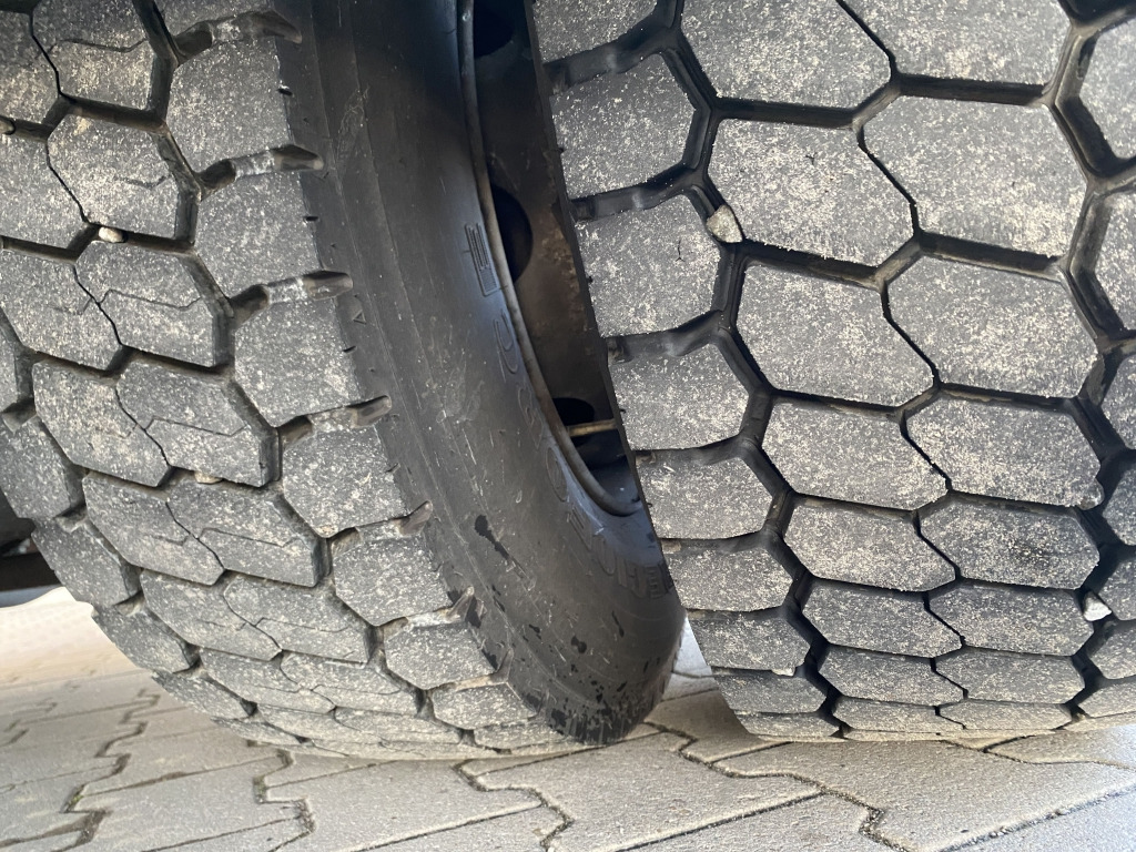 MAN TGM 12.290 4x2 BL / Palfinger LBW - Camion fourgon: photos 5 MAN TGM 12.290 4x2 BL / Palfinger LBW - Camion fourgon: photos 5