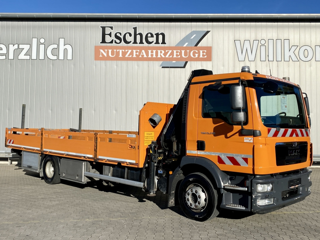 Camion plateau, Camion grue MAN TGM 15.290 4x2 BL / HIAB Faltkran: photos 10